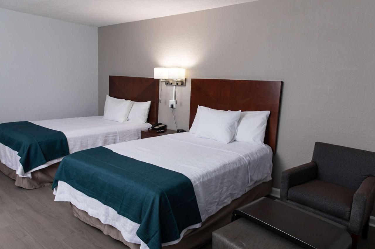 6 Ocala, Fl Hotel 2*